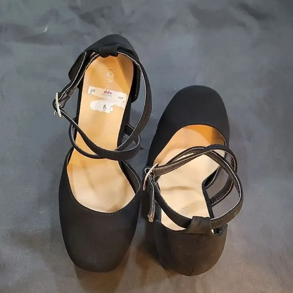 BRAND NEW TOP MODA JANE CRISS-CROS STRAP PLATFORM PUMP